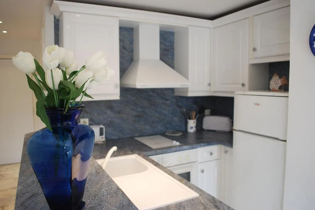 **** Hotel Riviera Best Of Apartments Cannes France